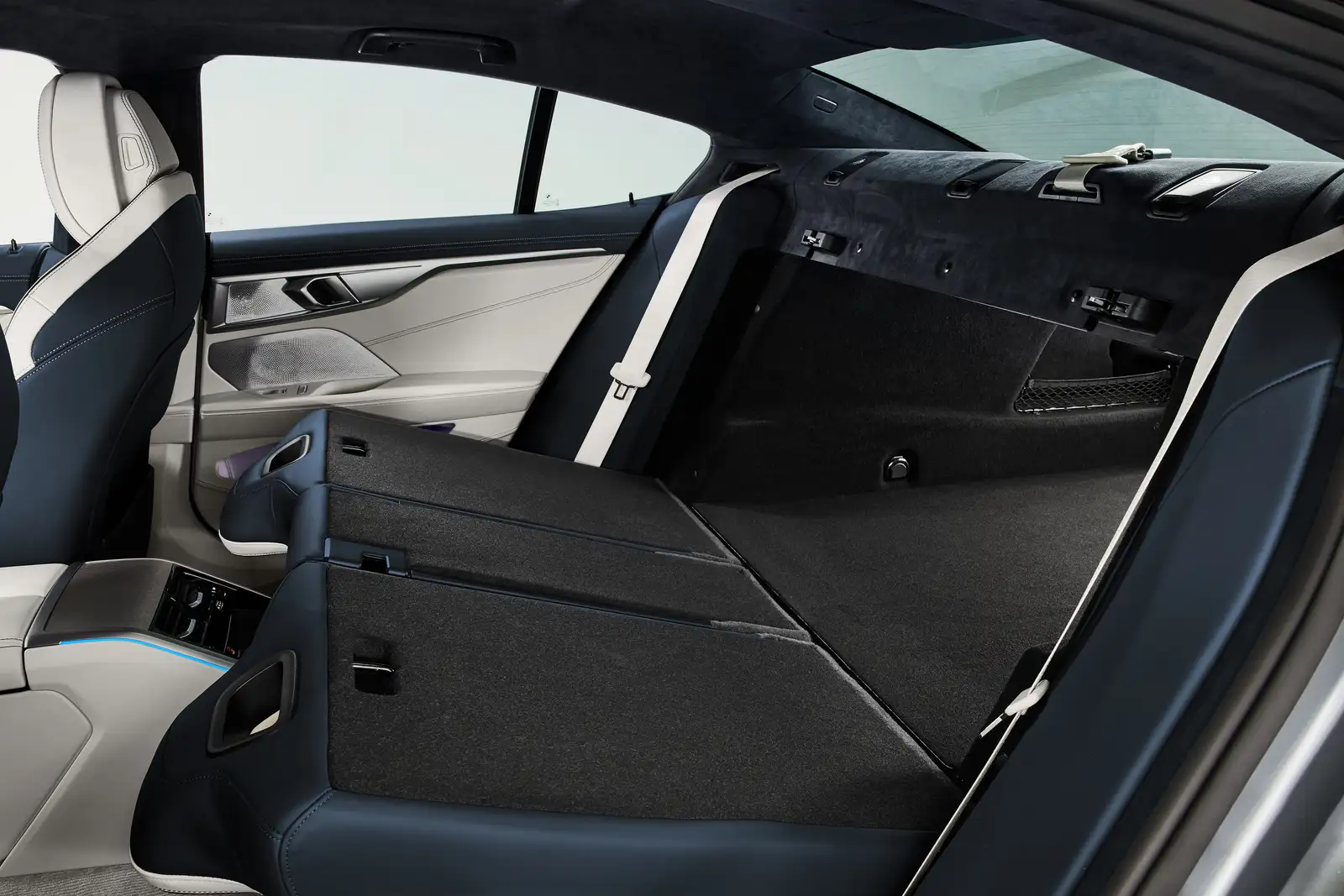 2021 BMW 8 Series M850i xDrive Gran Coupe - view 6