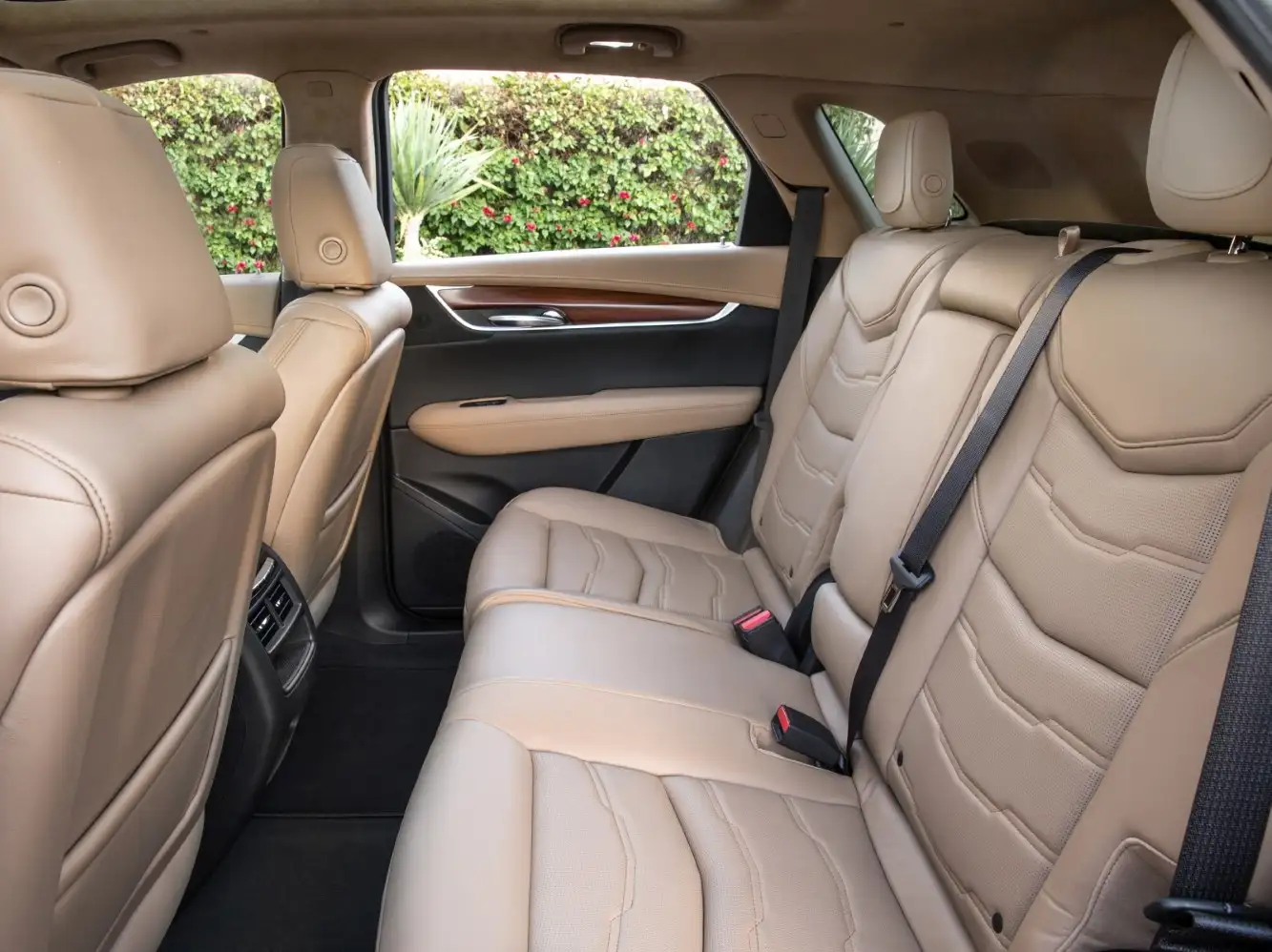 2022 Cadillac XT5 Premium Luxury - view 6