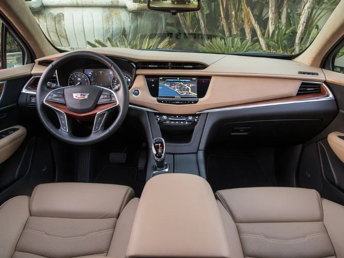 2022 Cadillac XT5 Premium Luxury - view 4
