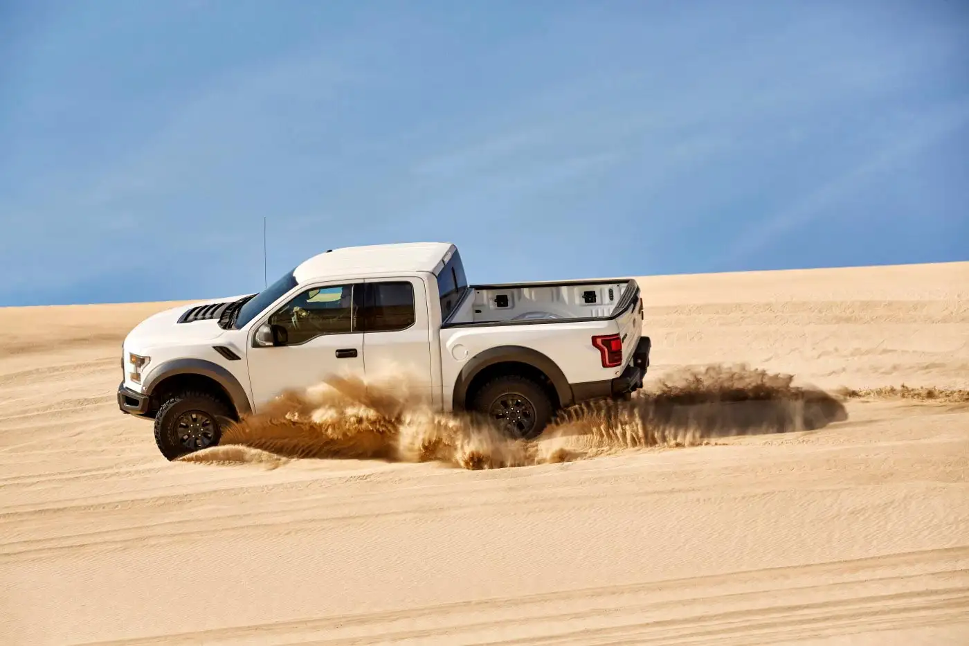 2020 Ford F-150 Raptor Super Cab - Base - view 3