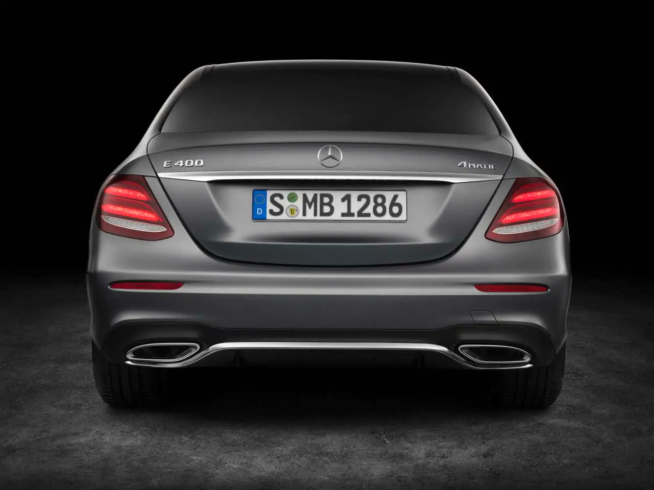 2019 Mercedes-Benz E-Class Sedan E 300 Premium + - view 5