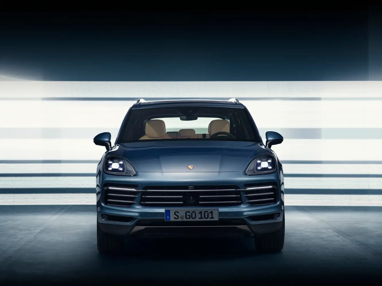 2022 Porsche Cayenne SUV Base Trim - view 5