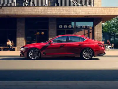 2022 Genesis G70 Prestige 2.0 - Image 3