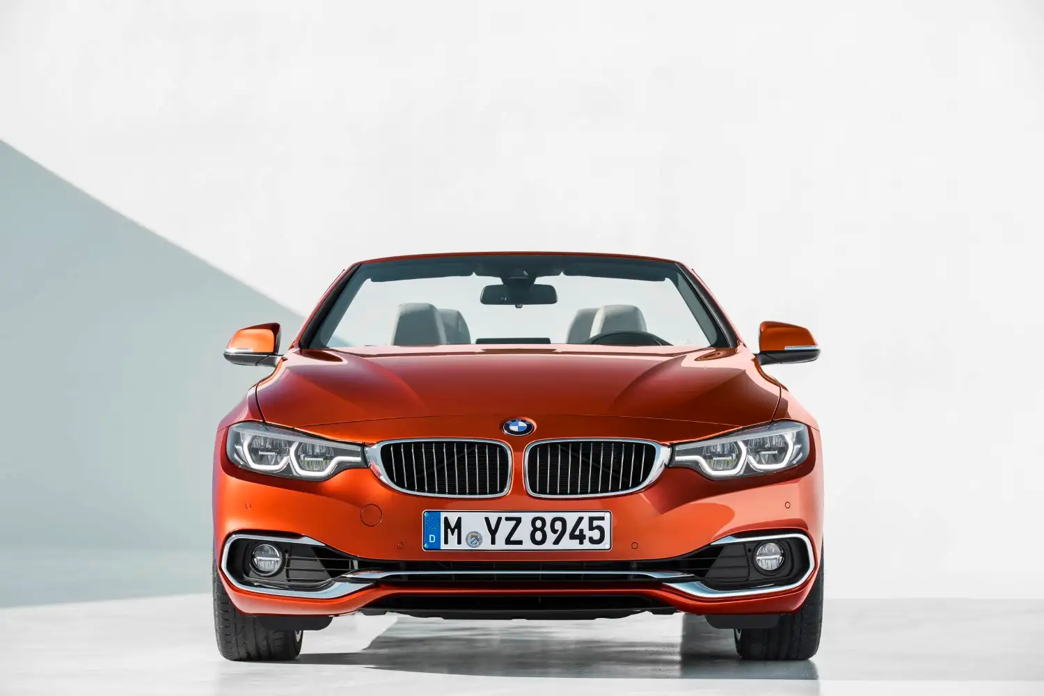 2019 BMW 4 Series 430i Convertible M Sport - view 5