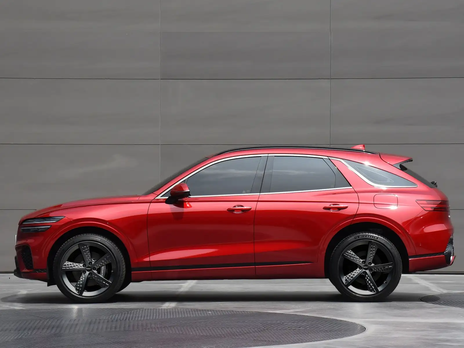 2022 Genesis GV70 Prestige 2.5 RWD - view 3