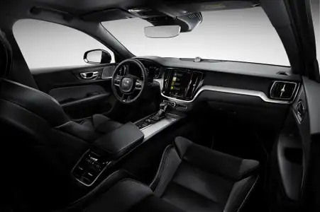 2021 Volvo S60 T4 Momentum - Image 4