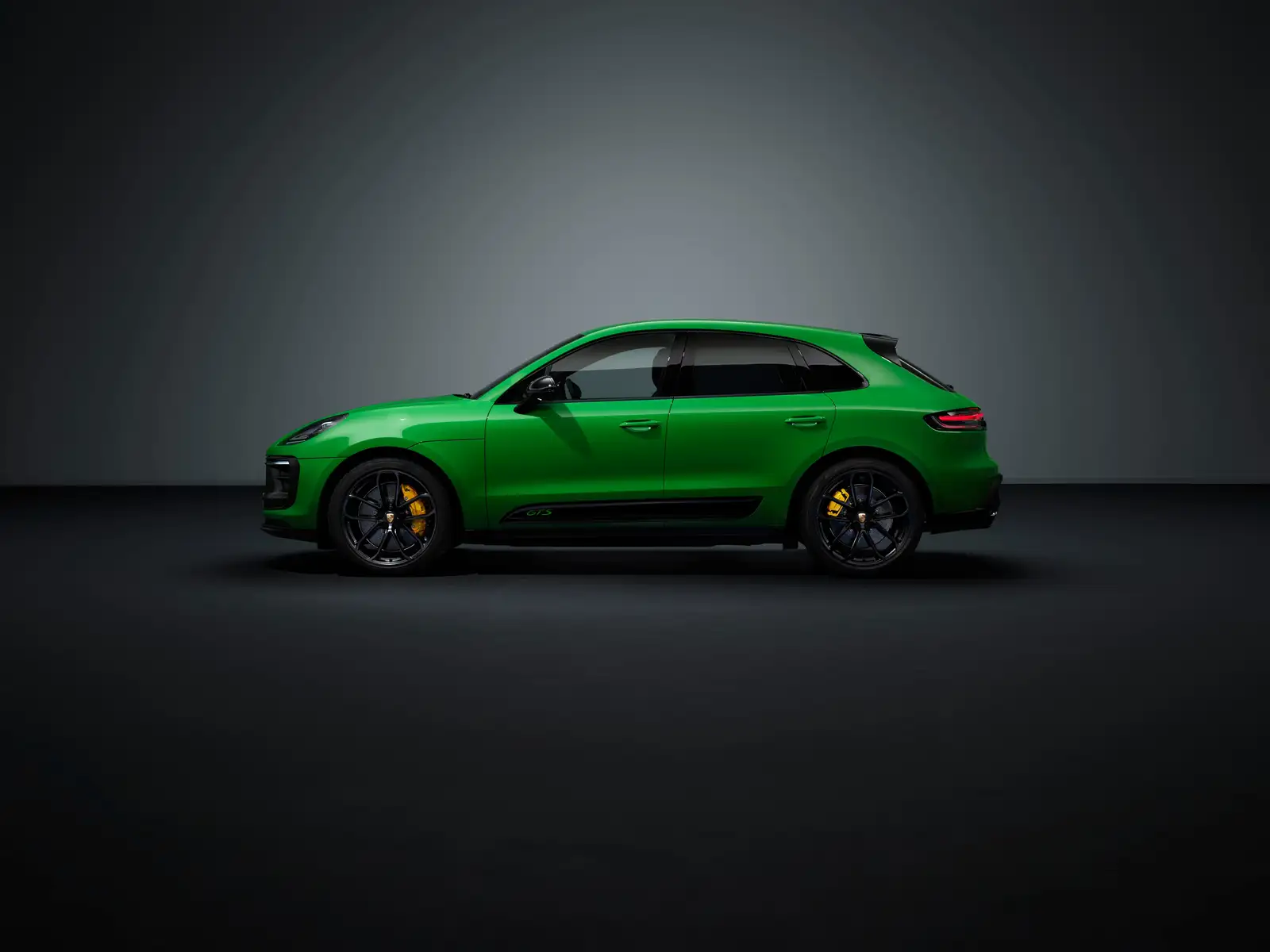 2023 Porsche Macan GTS Base Trim - view 5