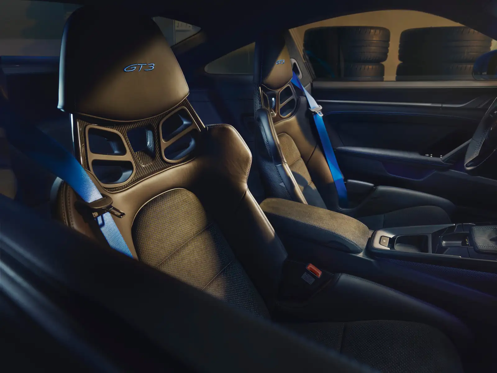 2022 Porsche 911 GT3 Base Trim - view 5