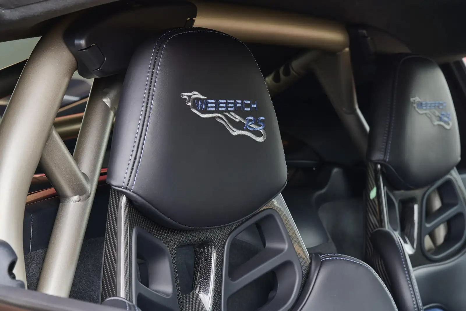 2022 Porsche 718 Cayman GT4 RS Base Trim - PDK - view 8