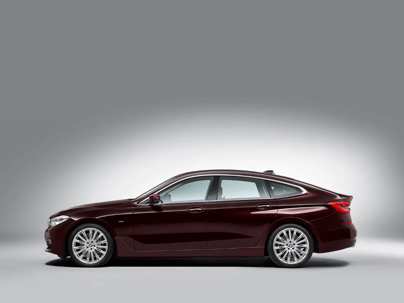 2020 BMW 6 Series 630i Gran Turismo M Sport - view 5