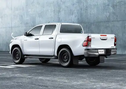 Toyota Hilux - Image 3