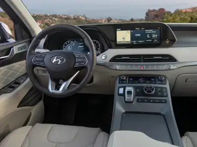 2022 Hyundai Palisade Smart Plus - Image 4