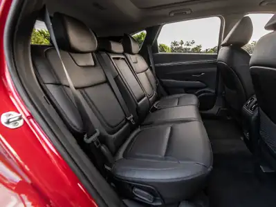 2022 Hyundai Tucson Comfort Plus 2.5L - Image 5