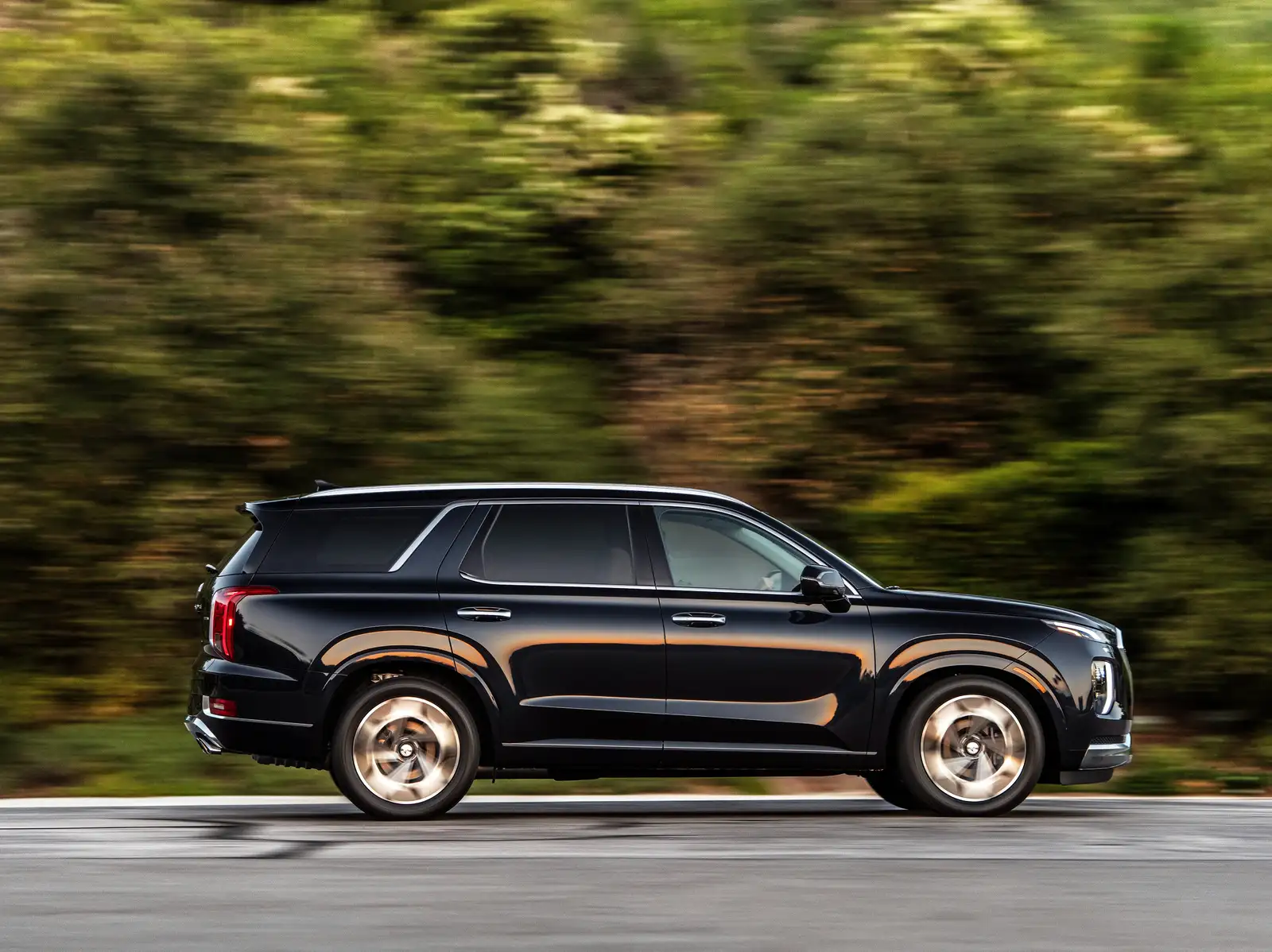 2022 Hyundai Palisade Smart Plus - view 3