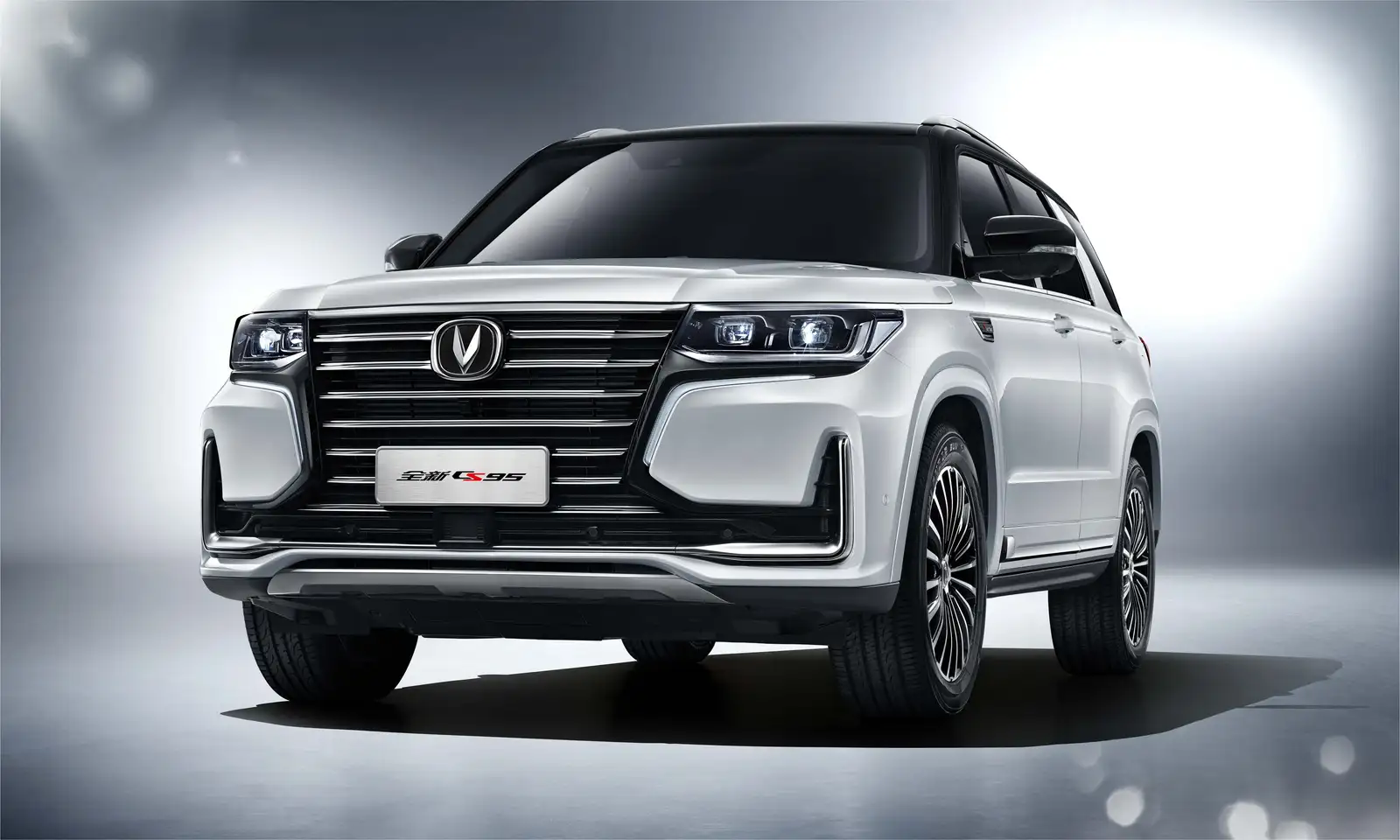 2021 Changan CS95 Classic - view 2