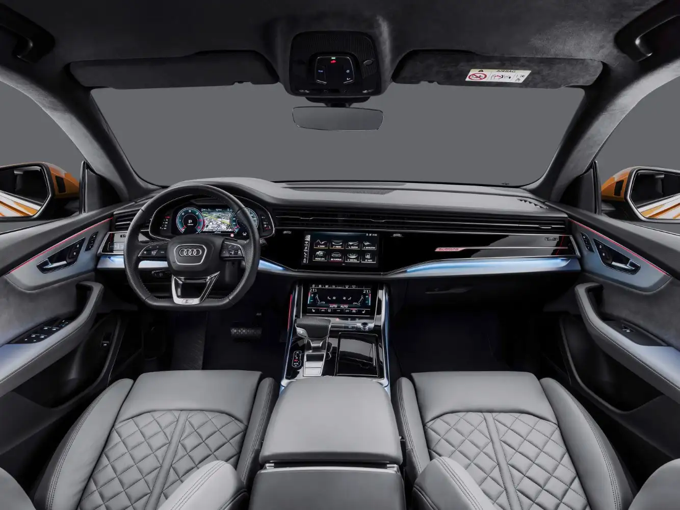 2020 Audi Q8 55 TFSI quattro 3.0L Luxury - view 4