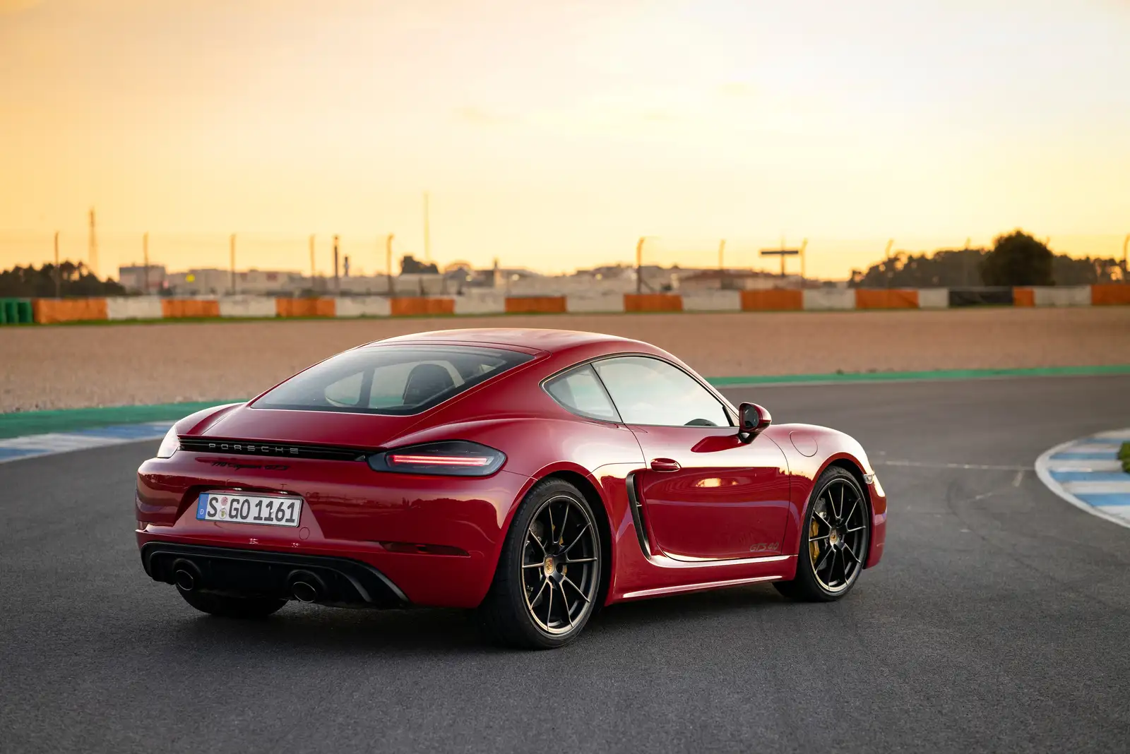 2022 Porsche 718 Cayman GTS 4.0 Base Trim - PDK - view 3