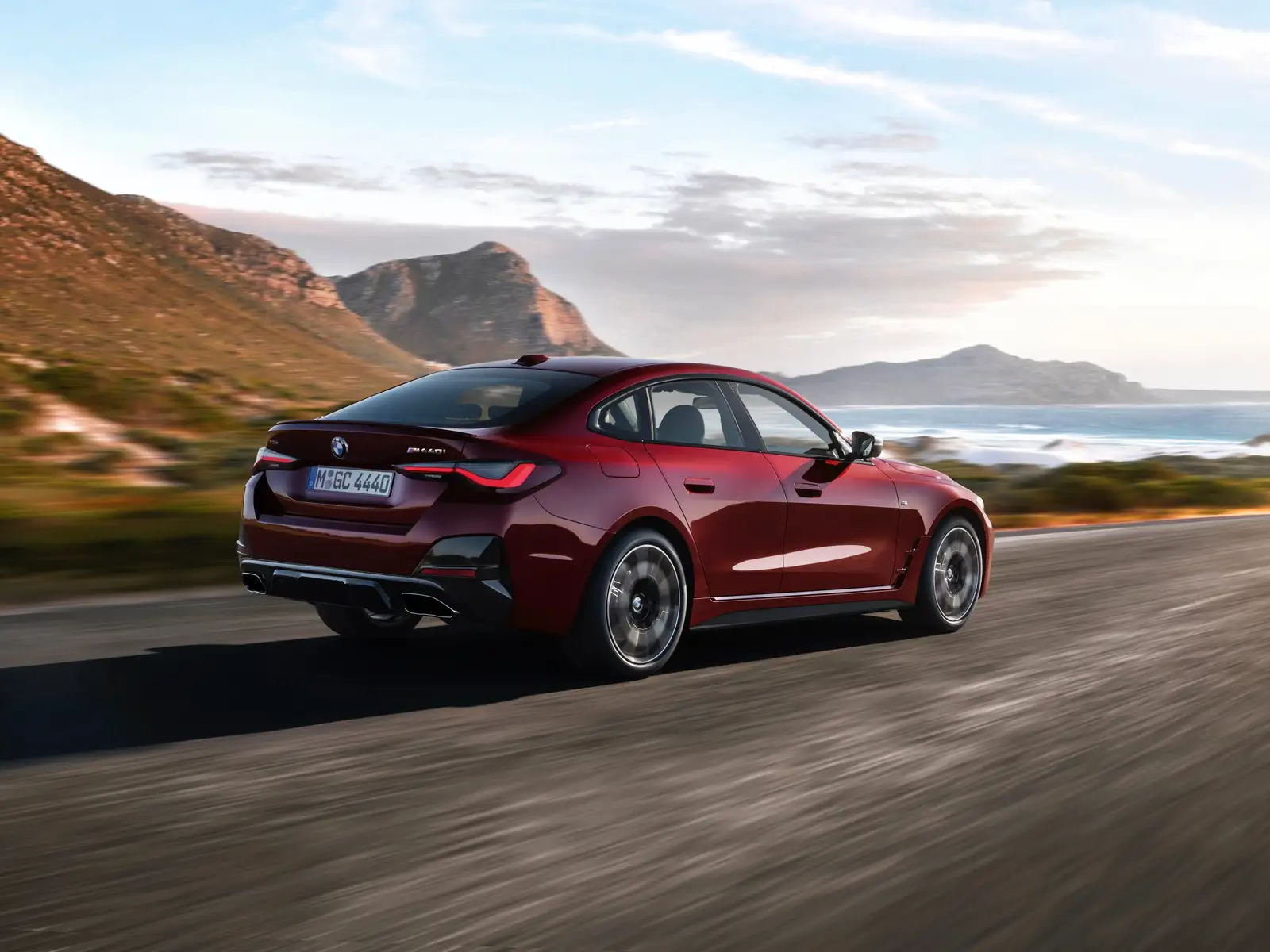 2022 BMW 4 Series M440i xDrive Gran Coupe - view 2