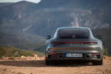 Porsche 911 Carrera S Base Trim - Image 4