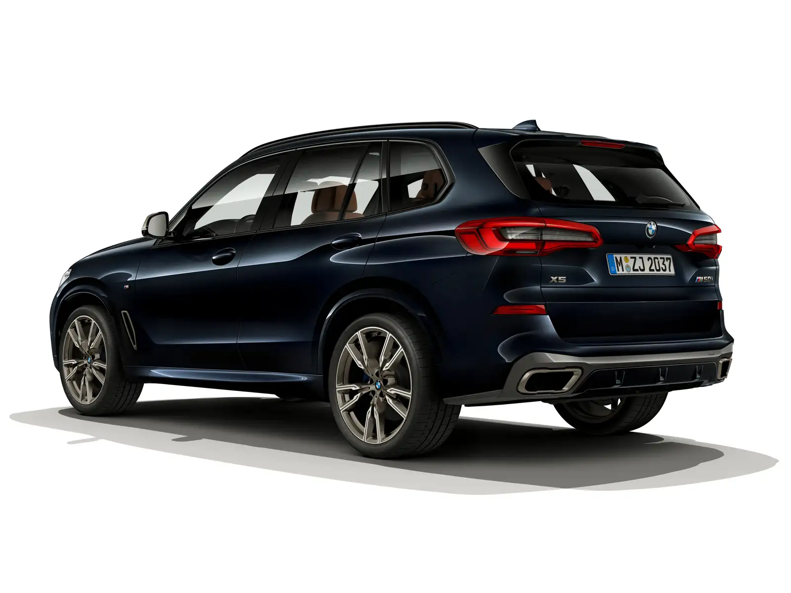 2022 BMW X5 M50i - view 2