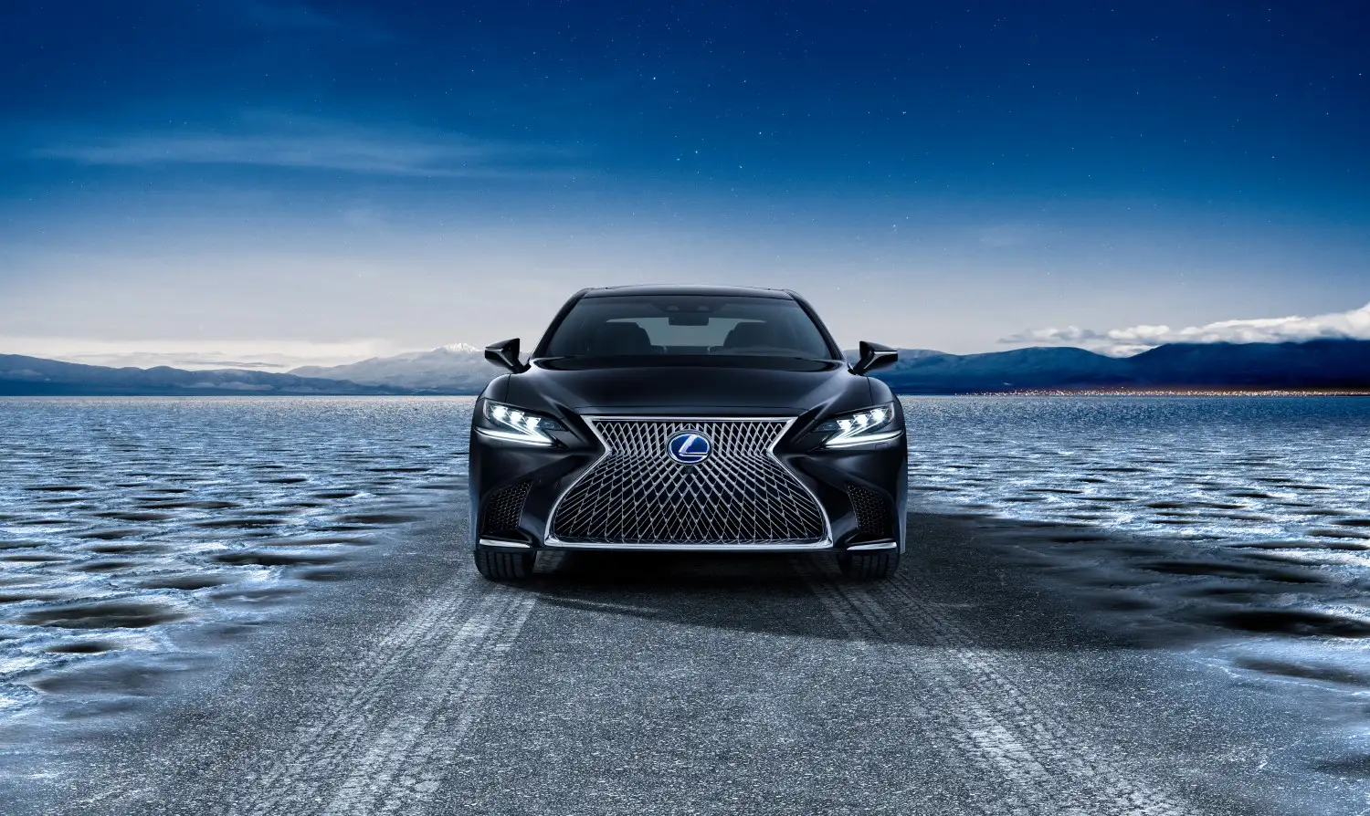 2020 Lexus LS 500h Platinum - view 5