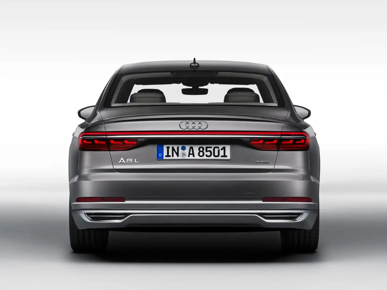 2022 Audi A8L 55 TFSI quattro 3.0L - view 4
