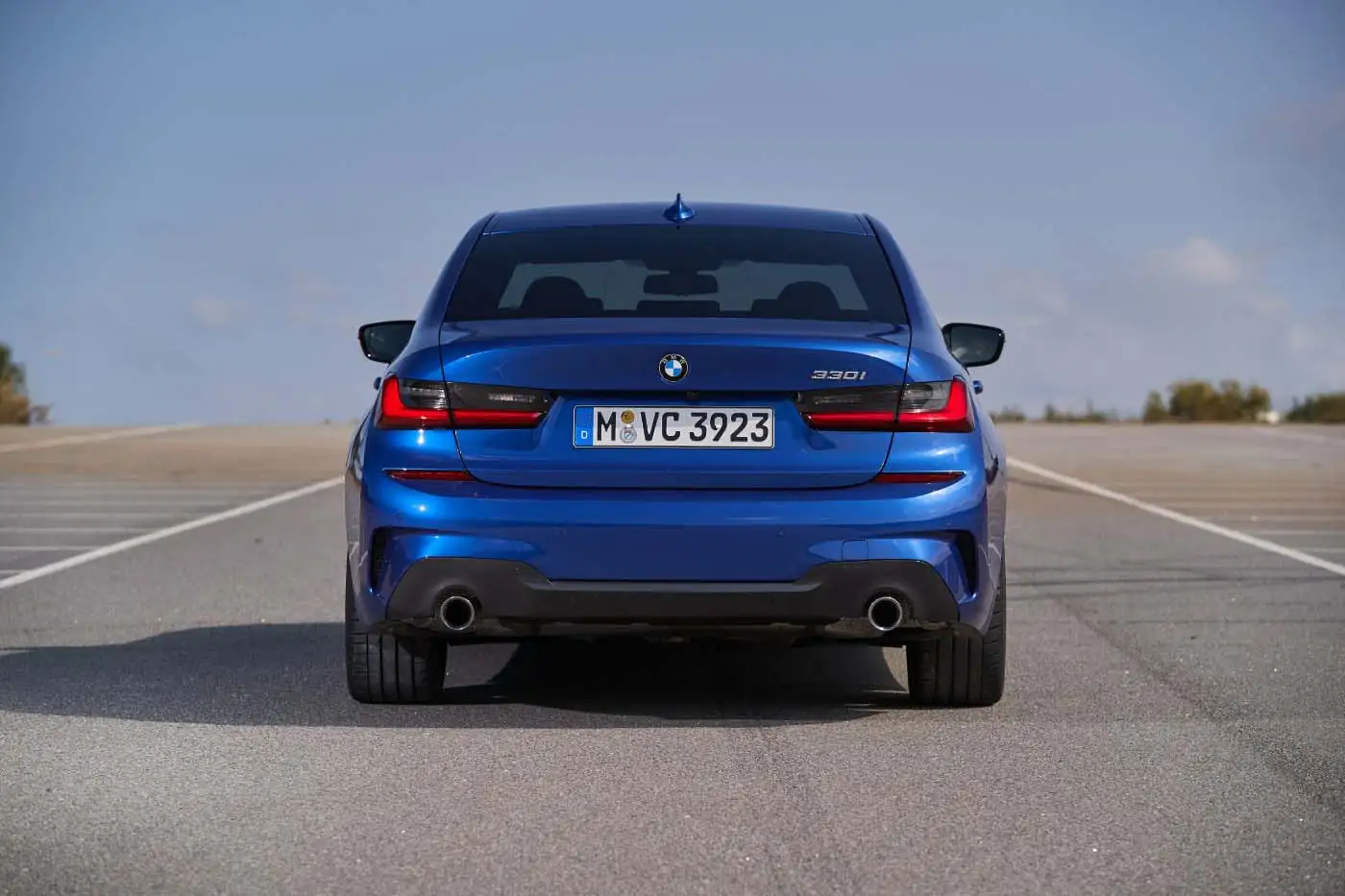 2020 BMW 3 Series 330i Sedan M Sport Alcantara - view 6