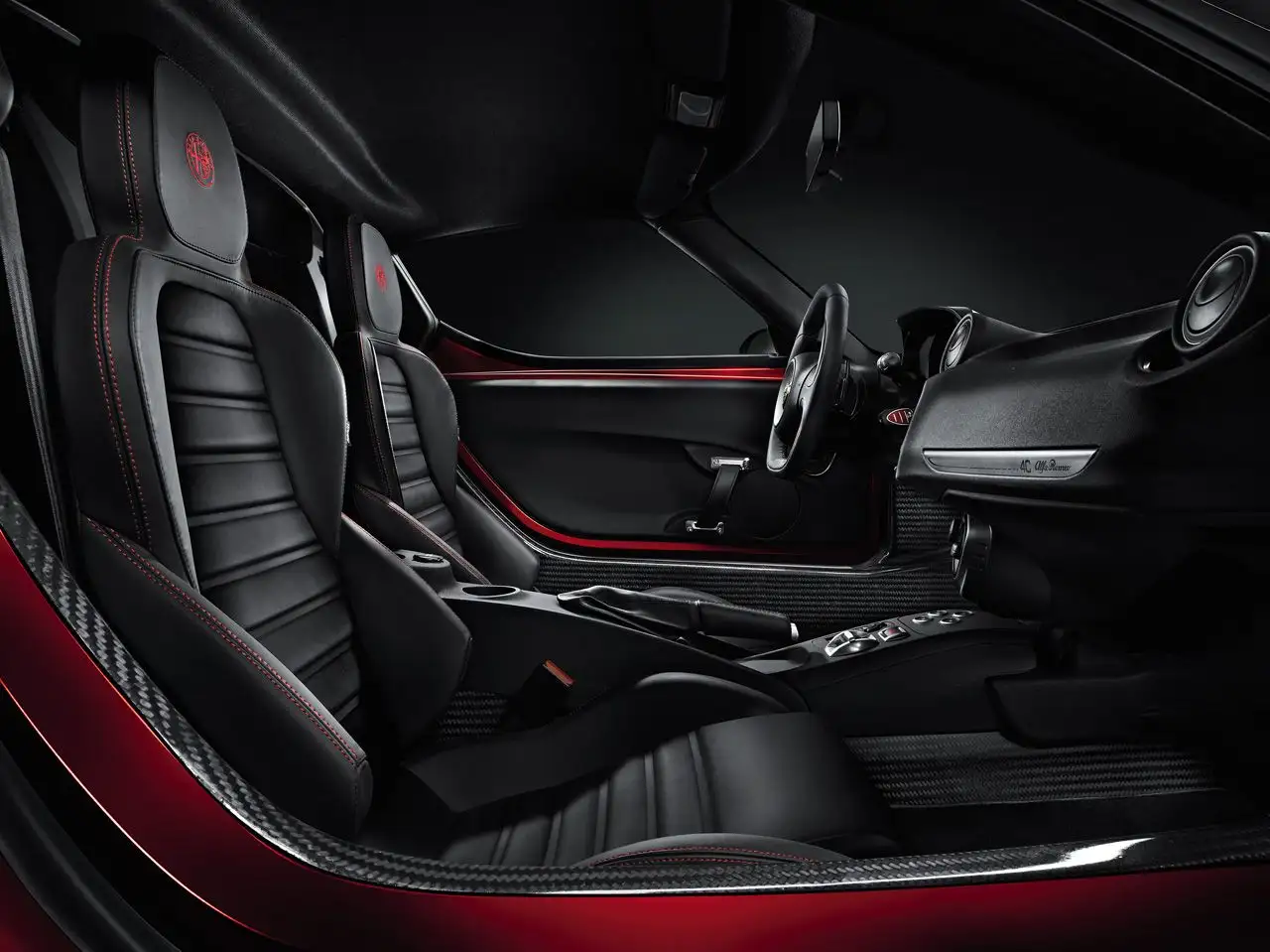 2018 Alfa Romeo 4C Coupe - view 2