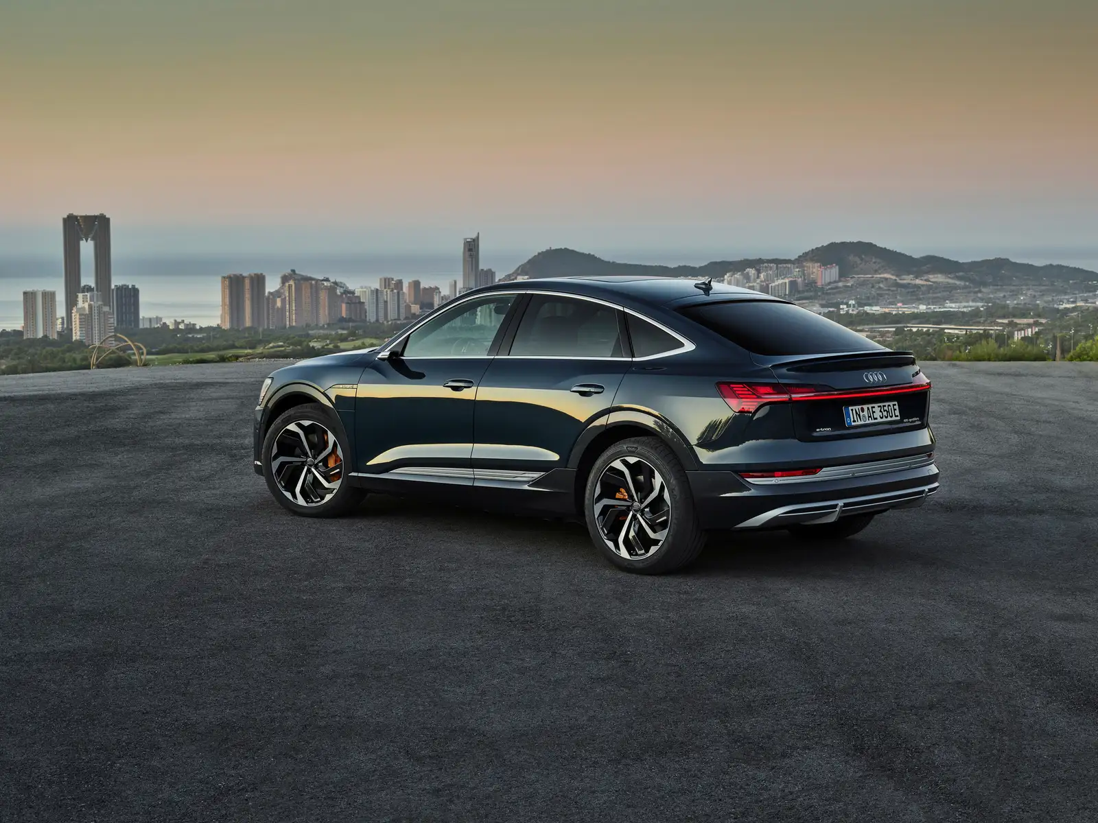Buy New 2021 Audi e-tron Sportback 55 quattro S Line – Yellow