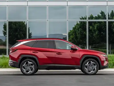 2022 Hyundai Tucson Comfort Plus 2.5L - Image 3