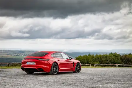Porsche Panamera GTS Base Trim - Image 2