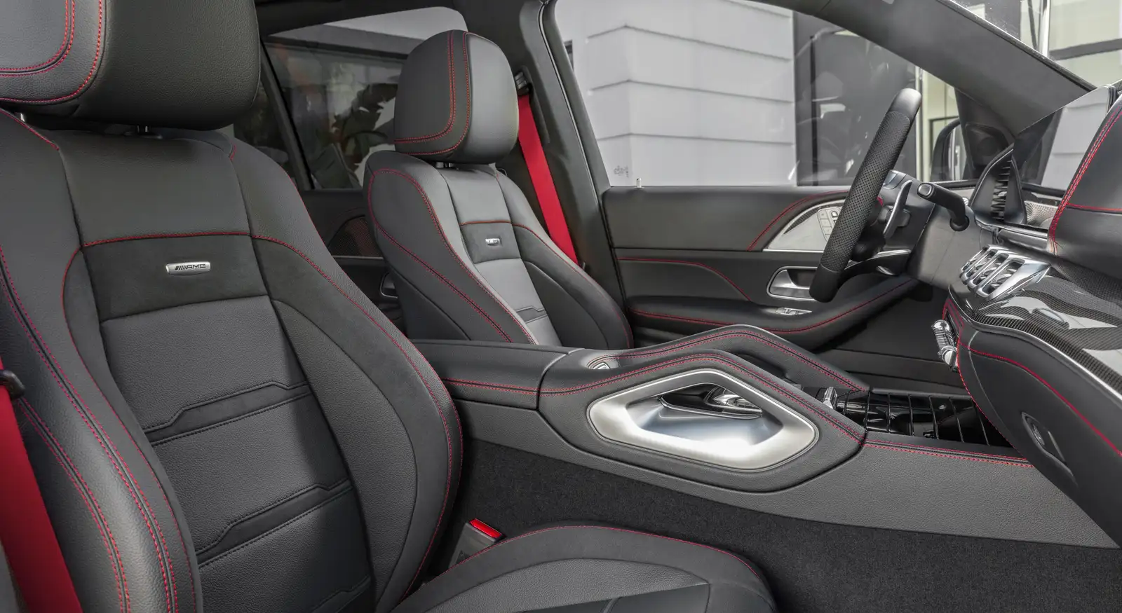 2020 Mercedes-Benz AMG GLE 53 4MATIC+ - view 5