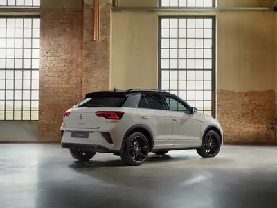 2022 Volkswagen T-Roc 1.4L TSI Trend - Image 2