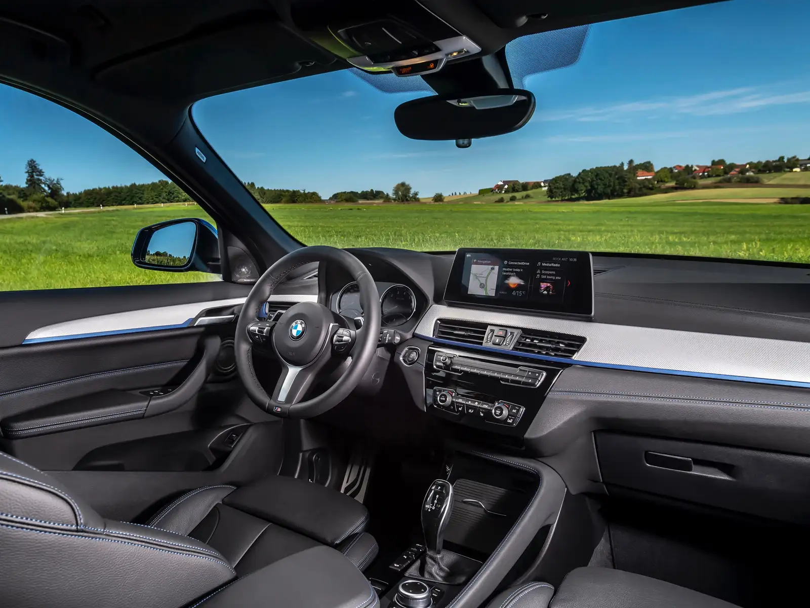 2021 BMW X1 sDrive20i - view 4