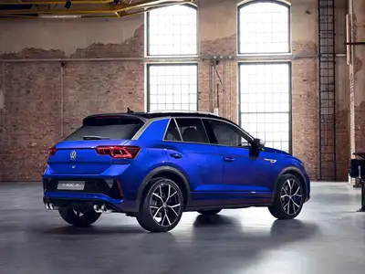 2022 Volkswagen T-Roc 1.4L TSI R-line - Image 2