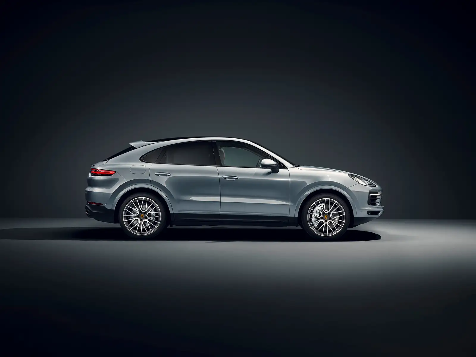 2023 Porsche Cayenne S Coupe Base Trim - view 3