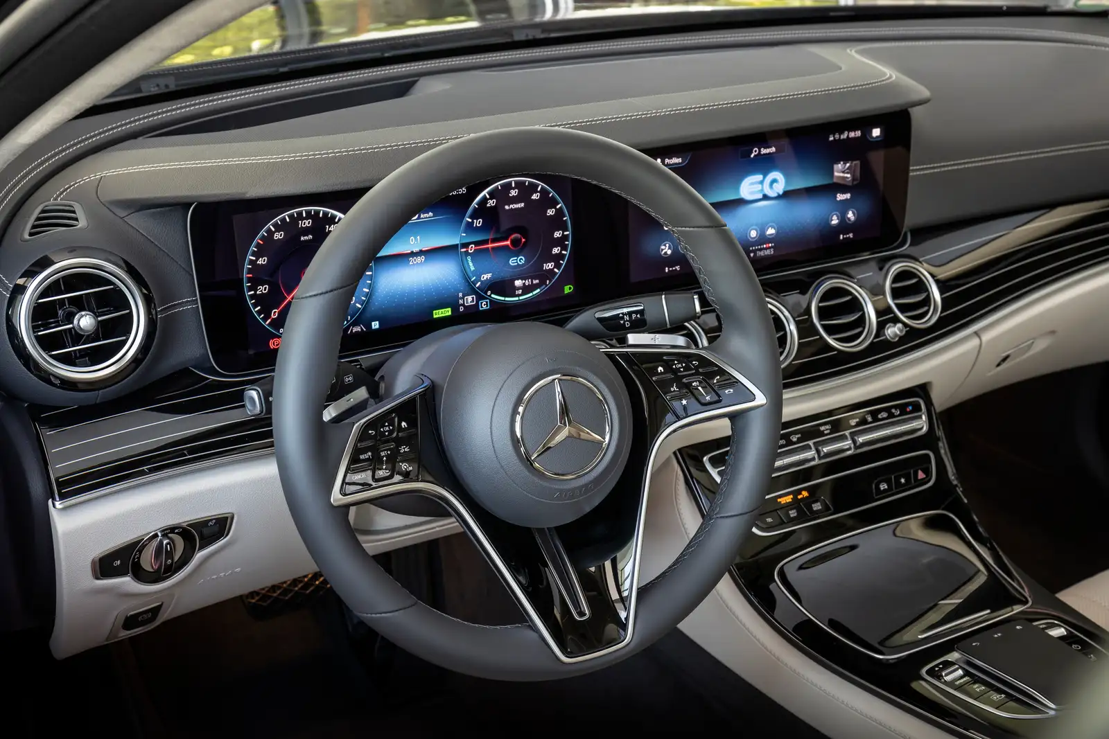 Mercedes-Benz E-Class Coupe