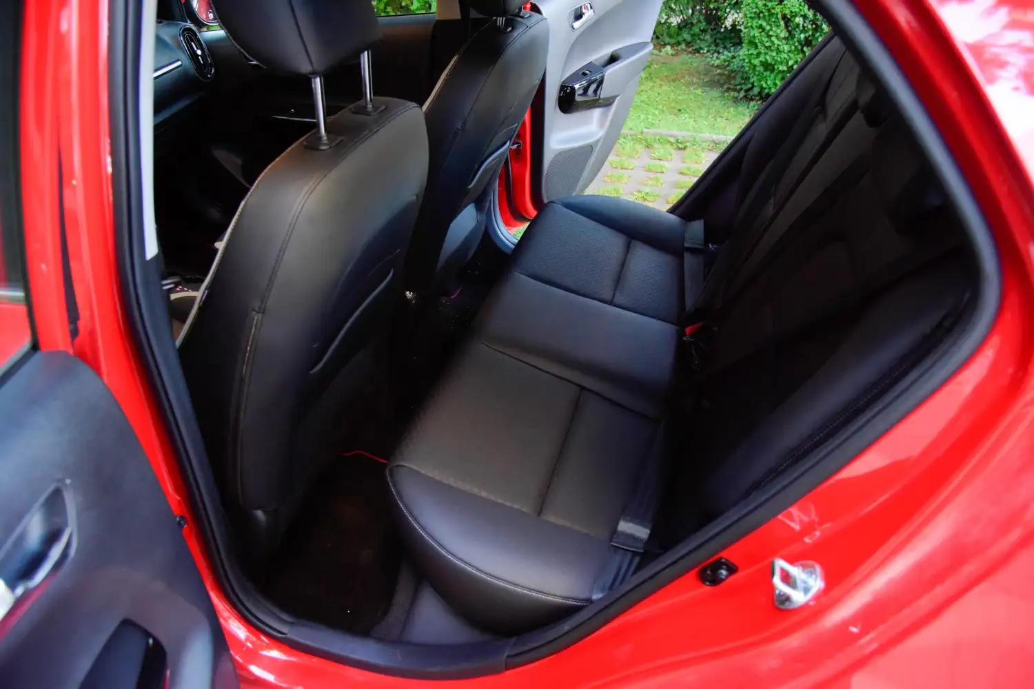 2019 Kia Picanto EX - view 8