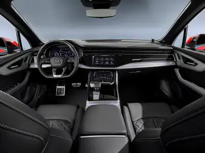 2021 Audi Q7 55 TFSI quattro 3.0L S Line - Image 4