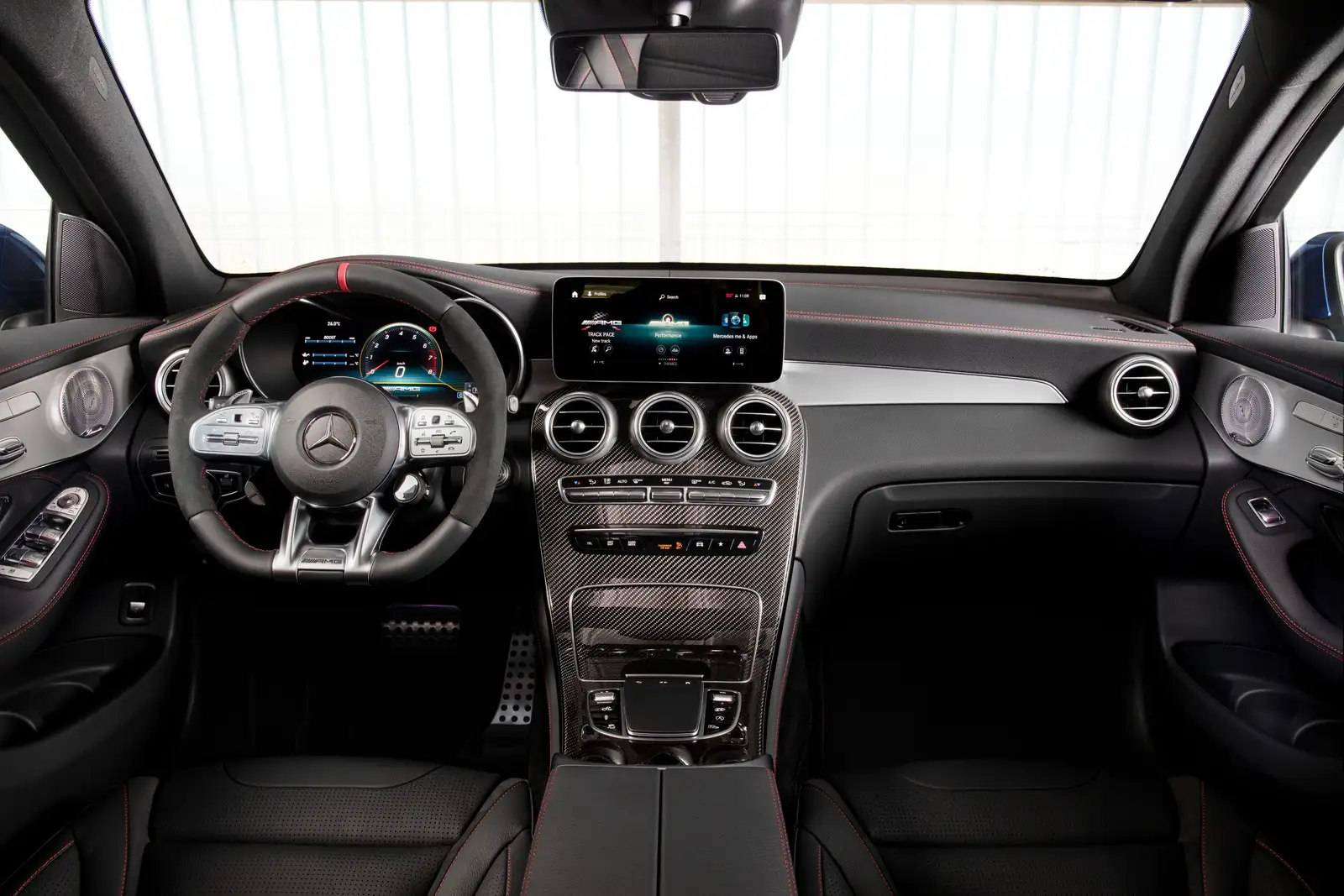 2023 Mercedes-Benz GLC 300 4MATIC - view 4