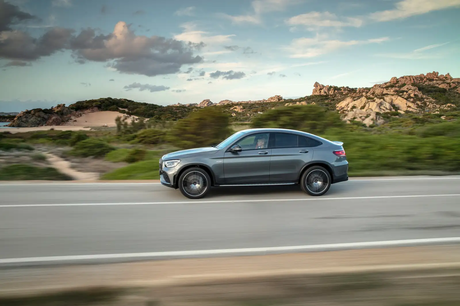 2020 Mercedes-Benz GLC Coupe AMG GLC 43 4MATIC - view 3