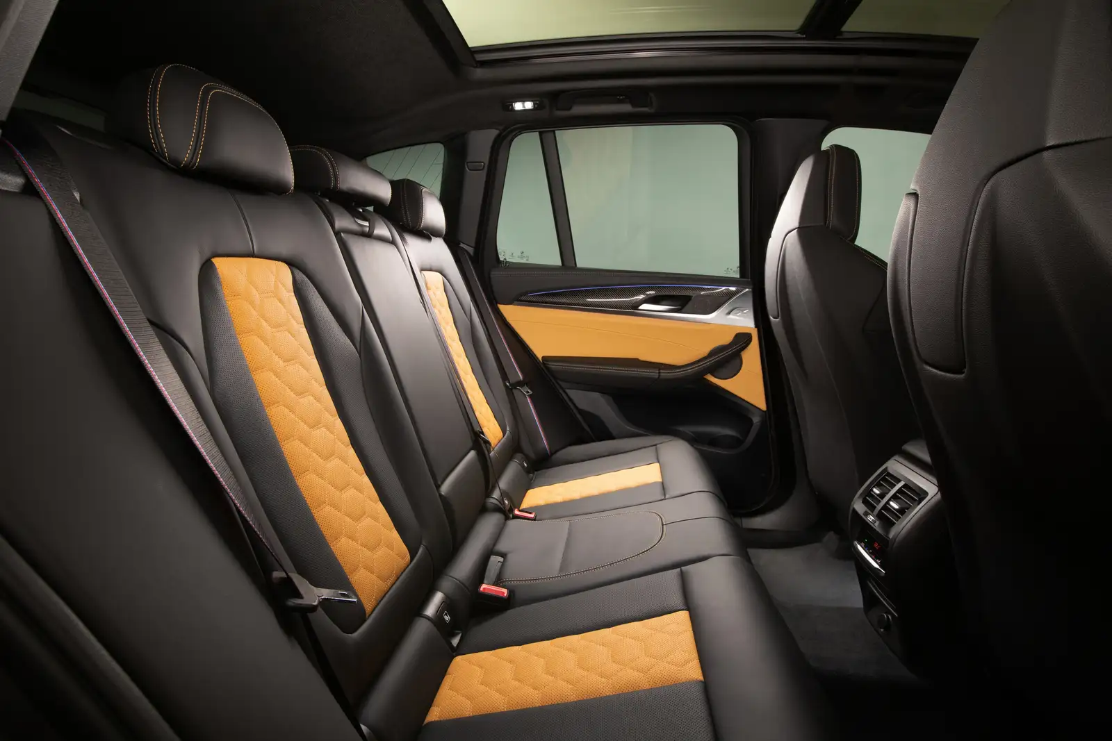 2020 BMW X3 M Competition - view 5