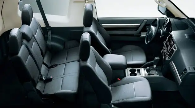 2020 Mitsubishi Pajero GLS - 3 Door 3.8L High Line - view 3