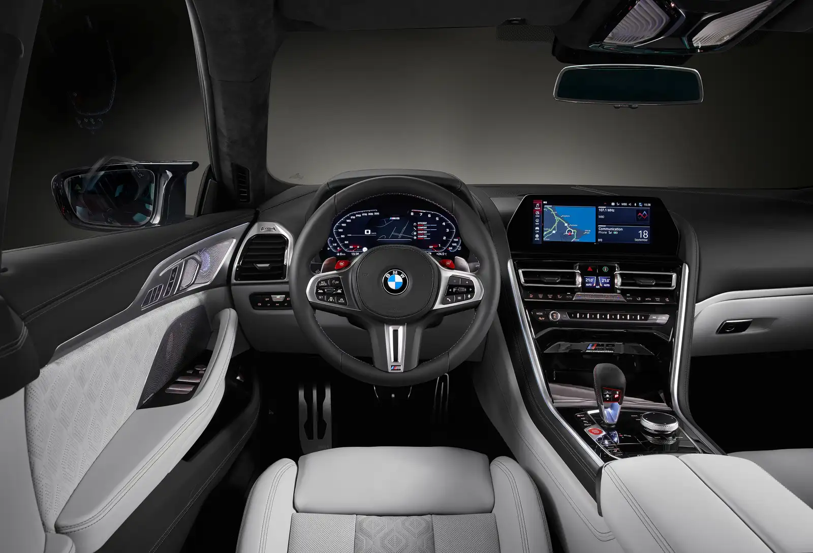 2021 BMW M8 Competition Gran Coupe - view 4