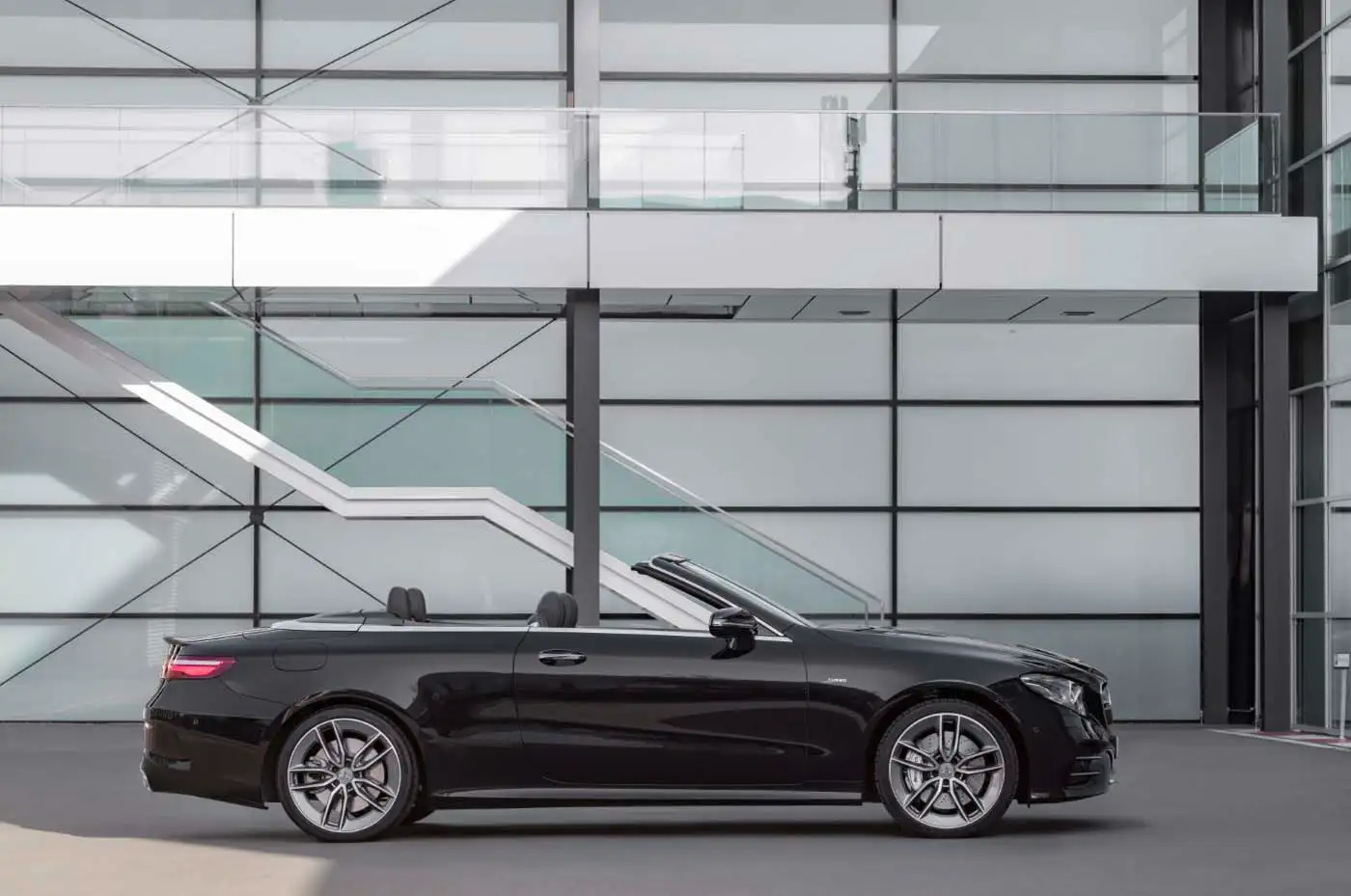 2020 Mercedes-Benz E-Class Cabriolet AMG E 53 4MATIC+ - view 4