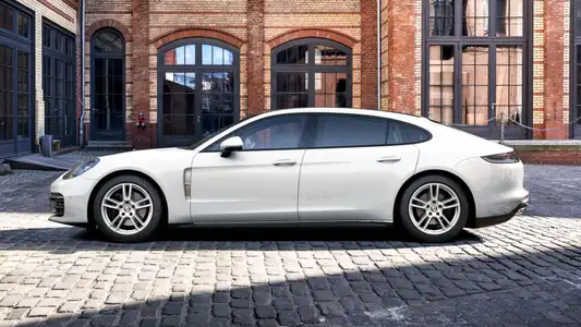 Porsche Panamera 4 Executive Base Trim - Image 3