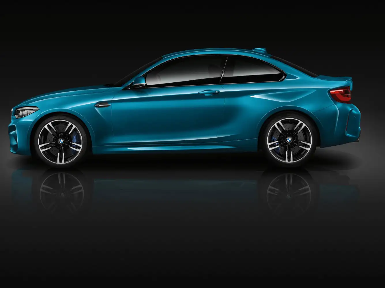 2022 BMW 2 Series 230i Coupe M Sport - view 3