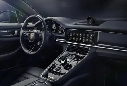 Porsche Panamera 4 E-Hybrid Platinum Edition Base Trim - Image 3