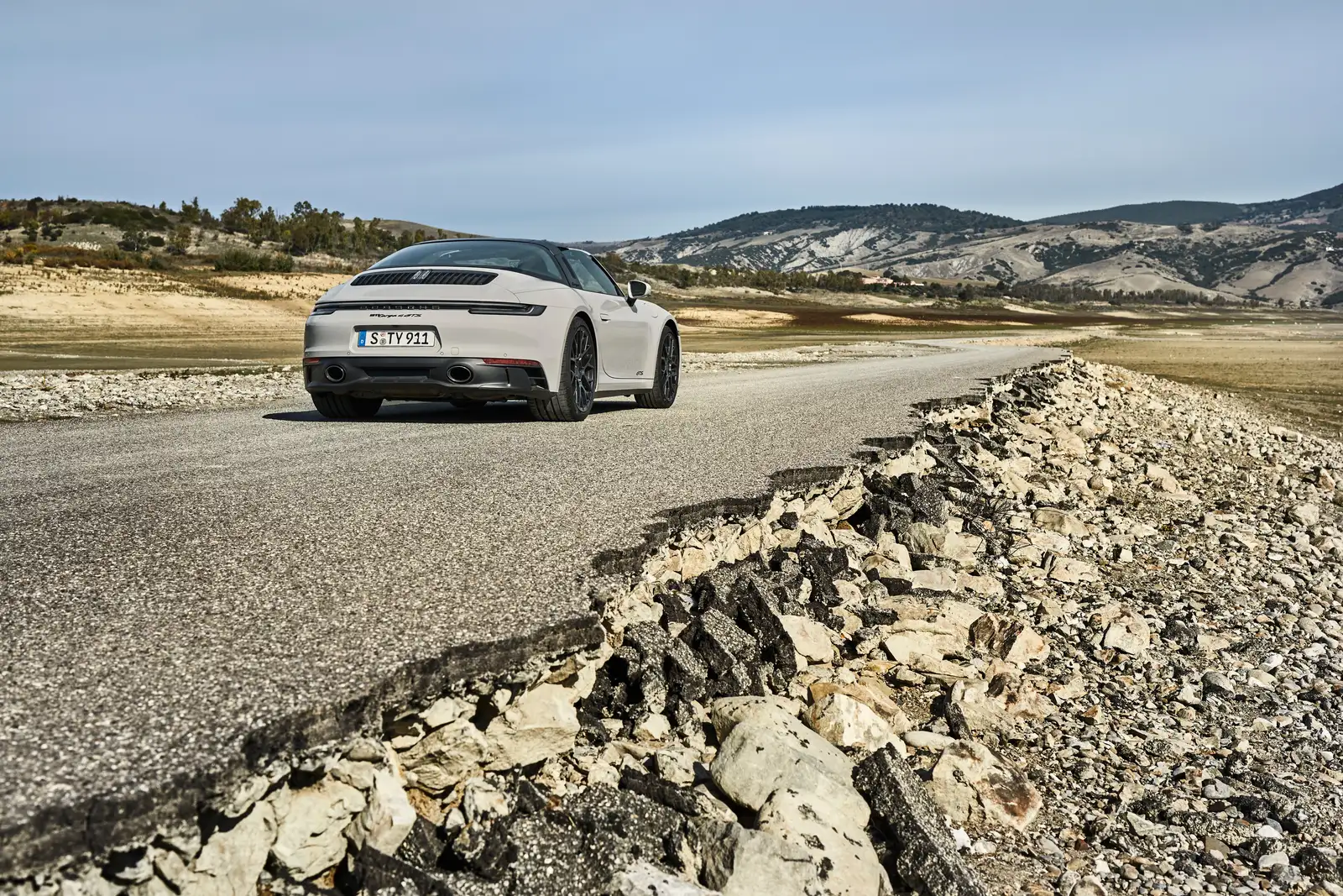 2022 Porsche 911 Targa 4 GTS Base Trim - view 2