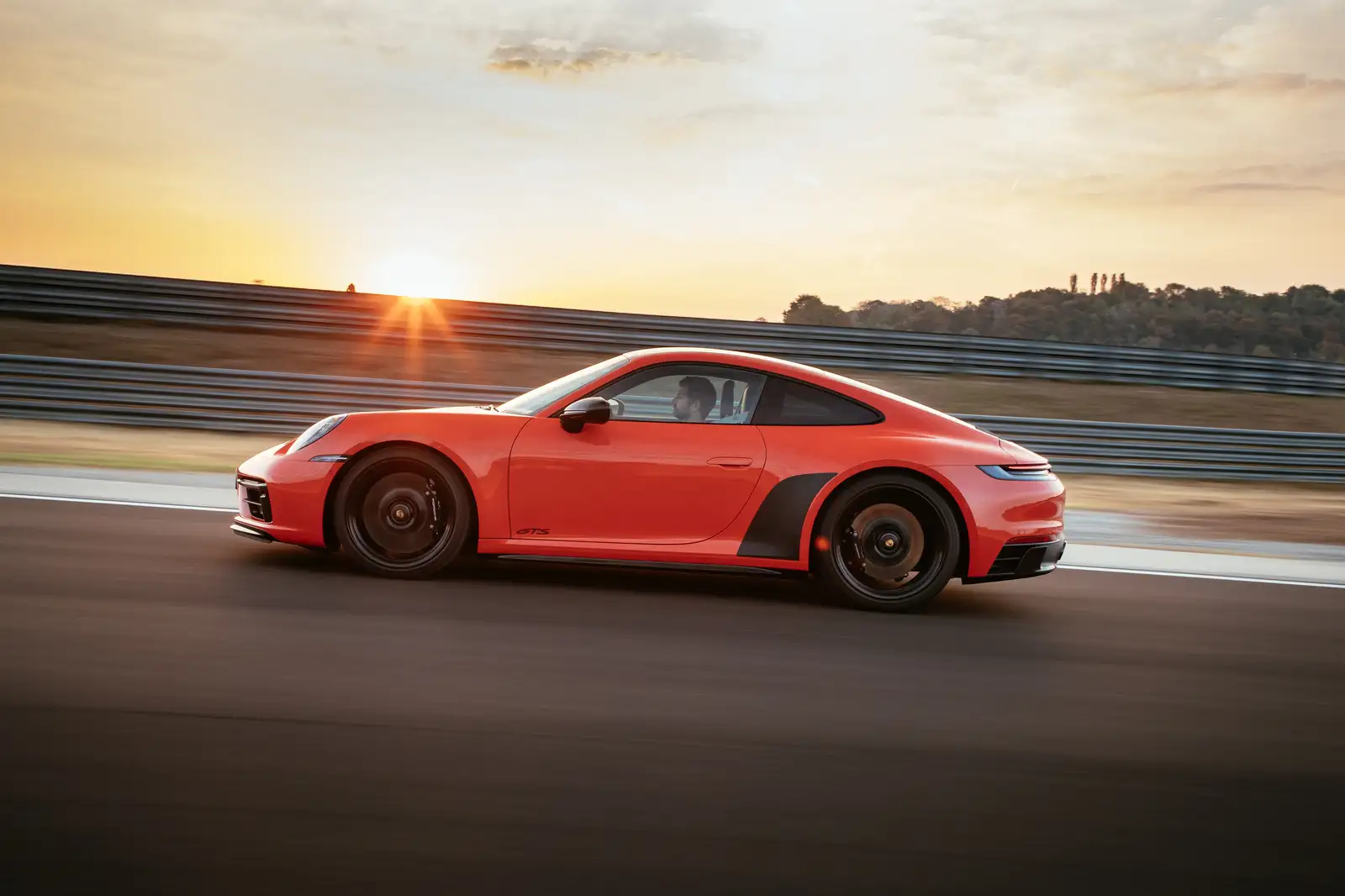 2022 Porsche 911 Carrera 4 GTS Base Trim - view 3